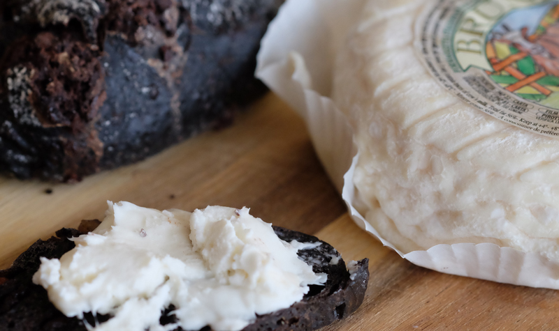 ピアッティ：ブルネット