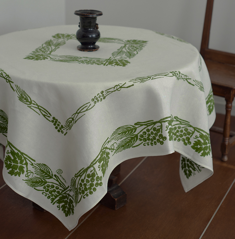 ピアッティ パスクッチ【テーブルクロス正方形（麦・葡萄）】